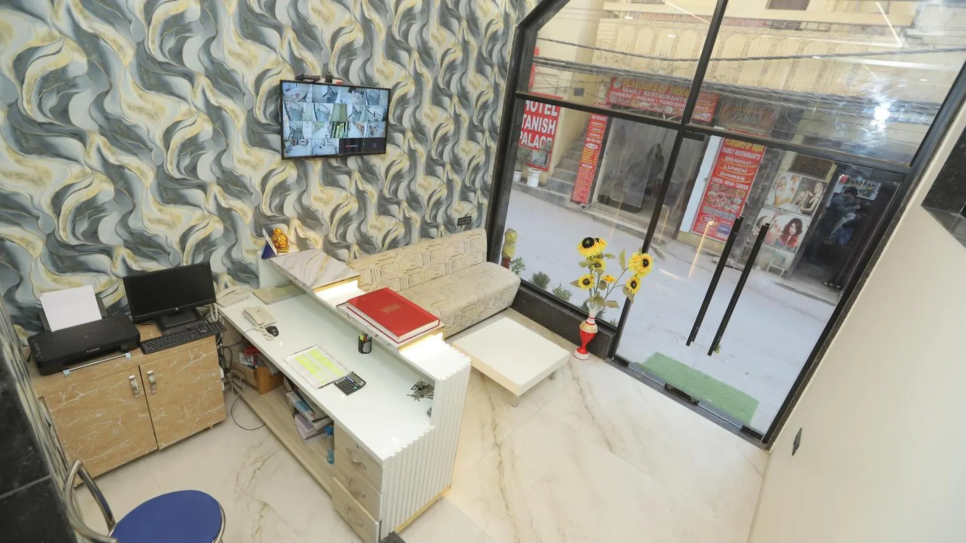 Hotel Zed - Near Delhi Airport New Delhi