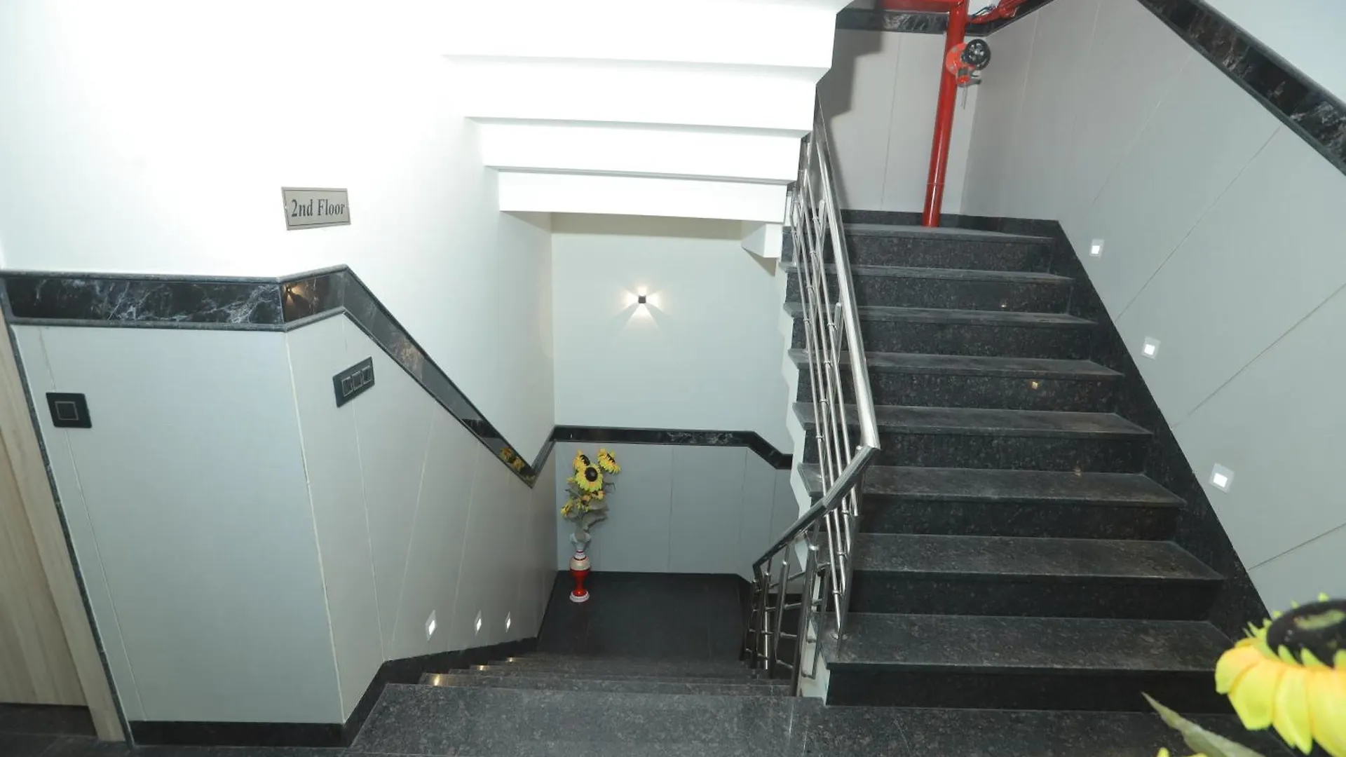 Hotel Zed - Near Delhi Airport New Delhi