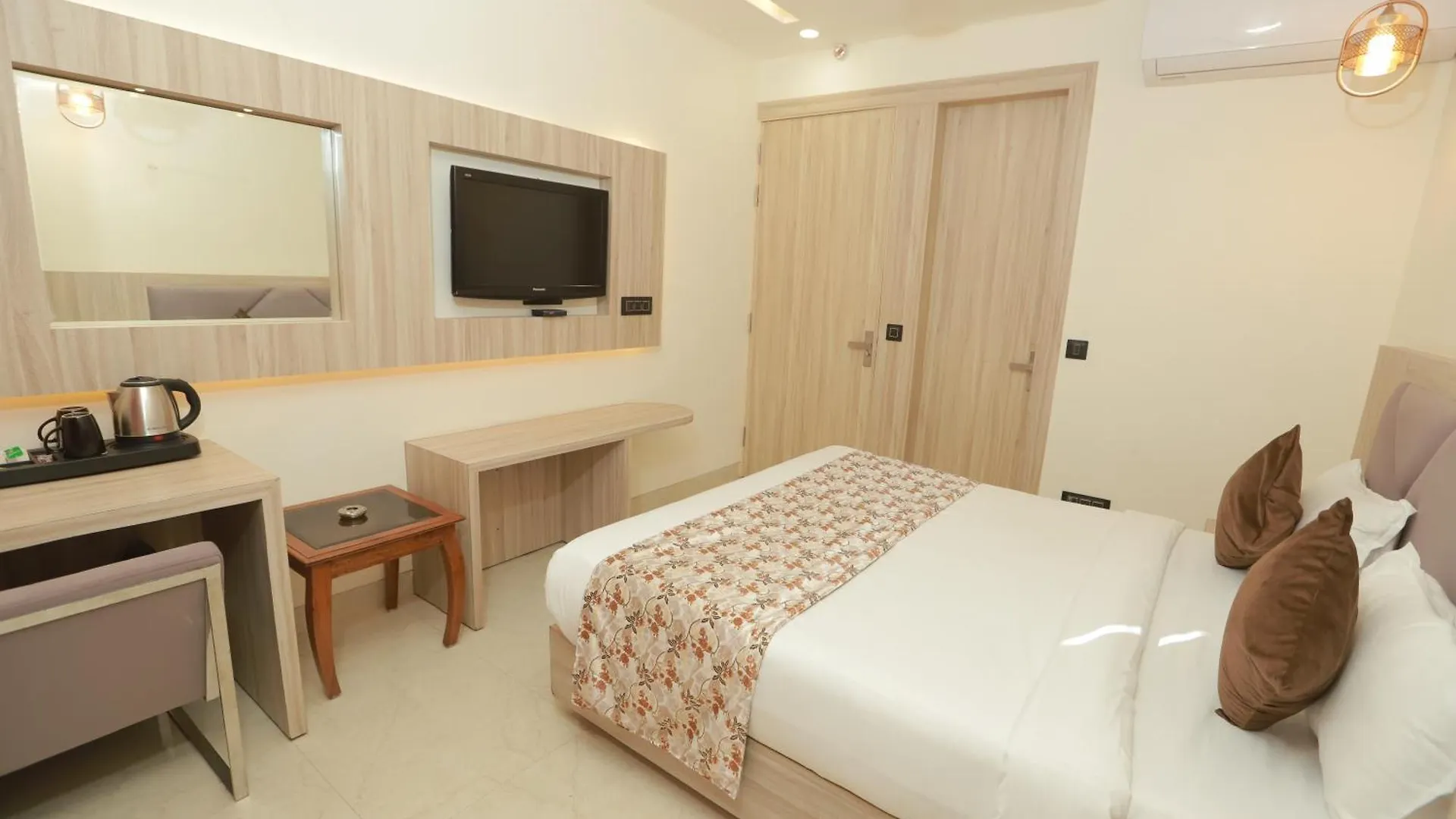 Hotel Zed - Near Delhi Airport New Delhi 3*,  India