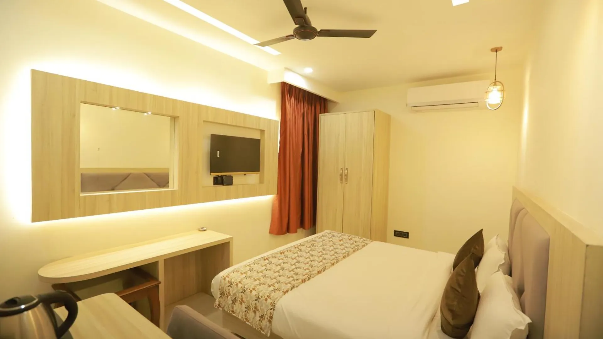 Hotel Zed - Near Delhi Airport New Delhi