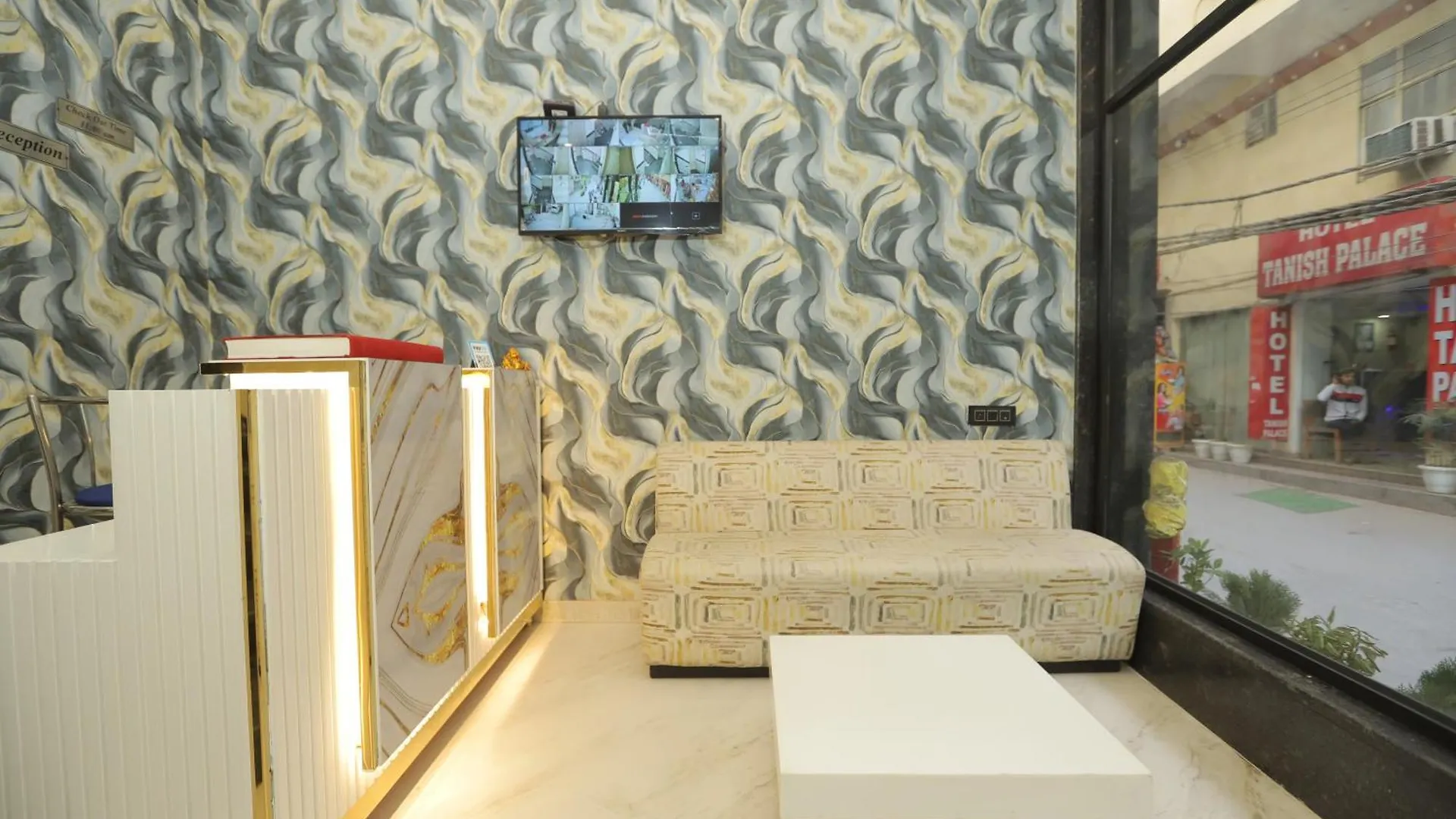 Hotel Zed - Near Delhi Airport New Delhi